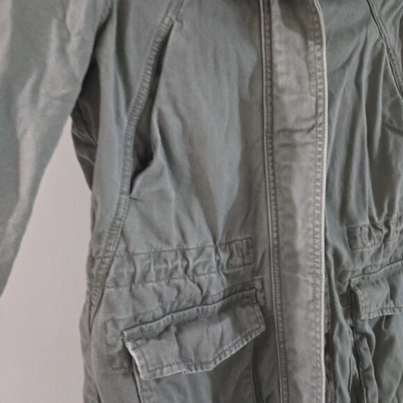 H&M CARGO UTILITY JACKET Women's  Army Green size 6 - Picture 3 of 6